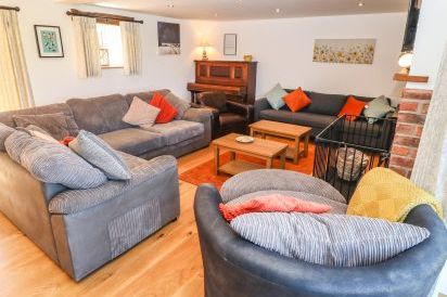 Bwthyn Y Bugail (Shepherd's Cottage 4