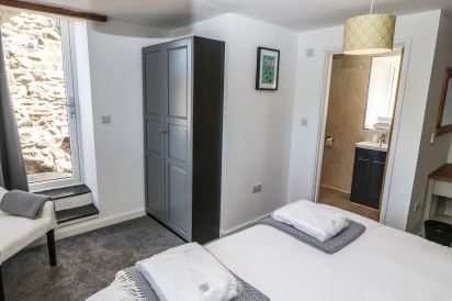 Bwthyn Y Bugail (Shepherd's Cottage 25