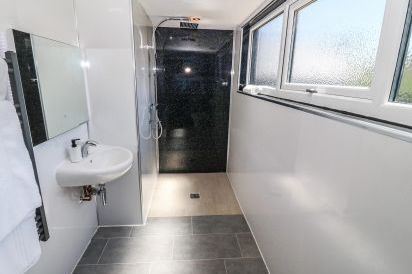 Bwthyn Y Bugail (Shepherd's Cottage 27