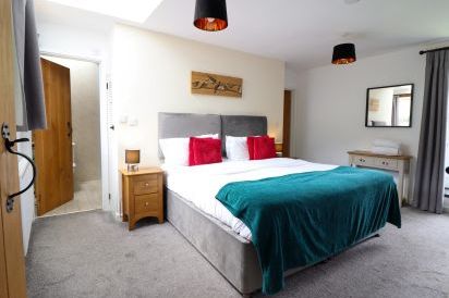 Bwthyn Y Bugail (Shepherd's Cottage 14