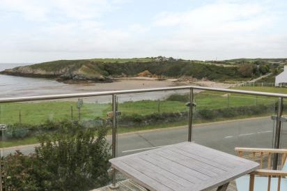 Cable House 18