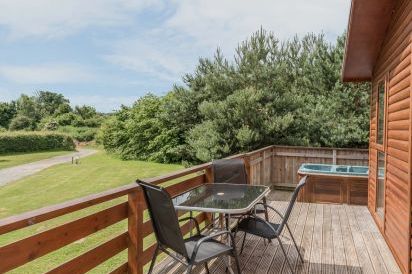 Callow Holiday Lodge 2 5