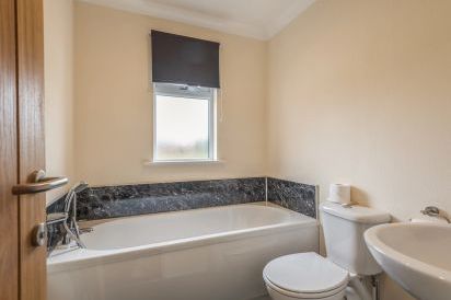 Callow Holiday Lodge 2 15