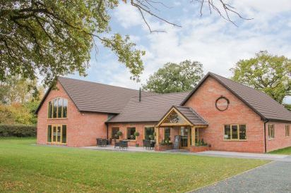 Callow Wooden Lodge 30