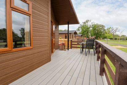 Callow Wooden Lodge 22