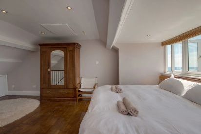 Captains House 24