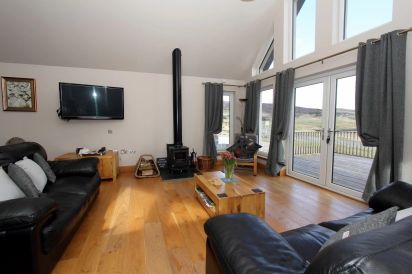 Ceann an Loch Cottage 6