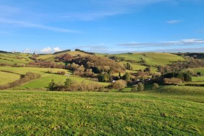 Cefn-nant Luxury Lodge in Mid Wales 26