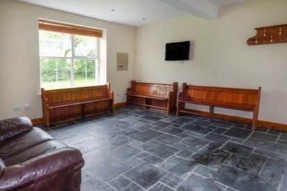 Chapel House 8