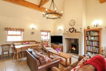 Cow Barn Rural Retreat 3