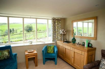 Creagh Dhu Family Cottage, Ratlinghope, Heart Of England  3