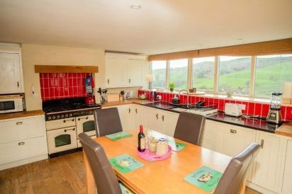 Creagh Dhu Family Cottage, Ratlinghope, Heart Of England  16