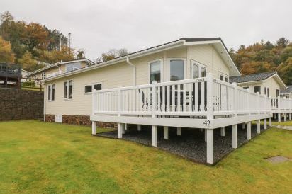 Cwtch Lodge 42 22