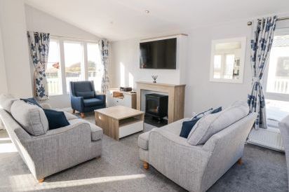 Dershel Lodge 3