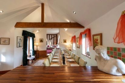 Doves Barn 12