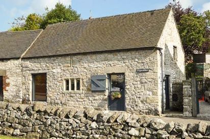 Dragon Hill Barn Family Cottage, Brassington, Peak District 