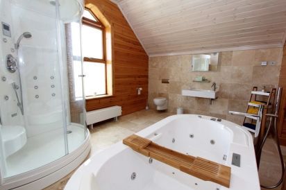 Eagle Lodge 28