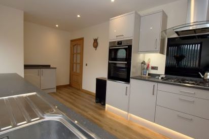 Falls Cottage 10