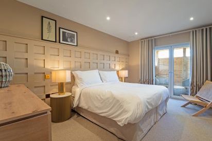Farmyard House 17