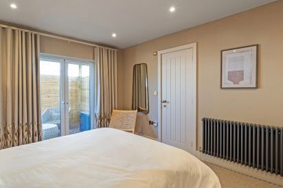 Farmyard House 19