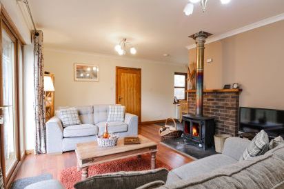 Fersit Log Cottage 4