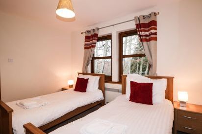 Fersit Log Cottage 18