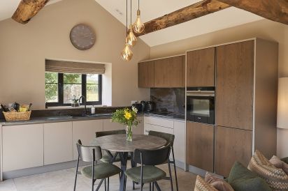 Field Barn sleeps 2, with a private Steam Room and AirCon! 33