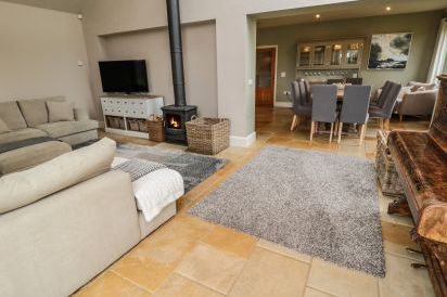 Fontburn Farmhouse 11