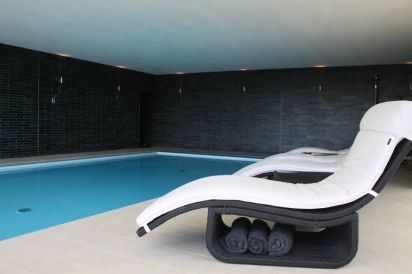 Four Ashes (Stunning Water Views) 3