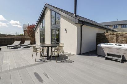 Garden House 2