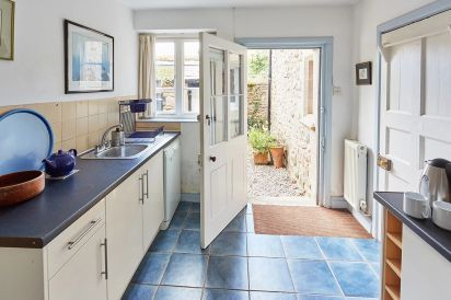 Gardeners Cottage 10