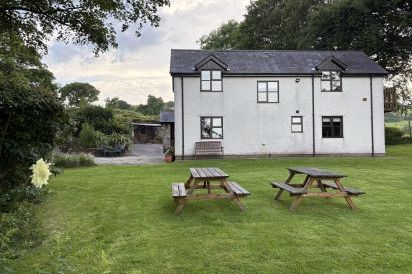 Garth Cottage 29