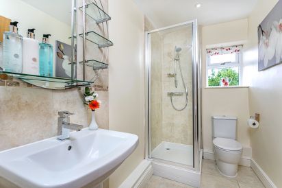 Six shower/bath rooms