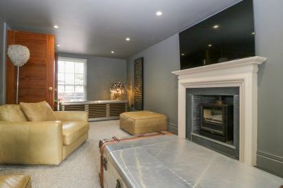 Harvax House 9