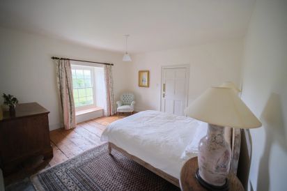 Henllys 44