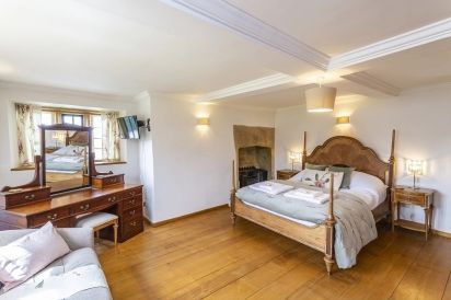 Higher Burrow Farm 14