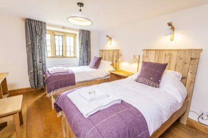 Higher Burrow Farm 25