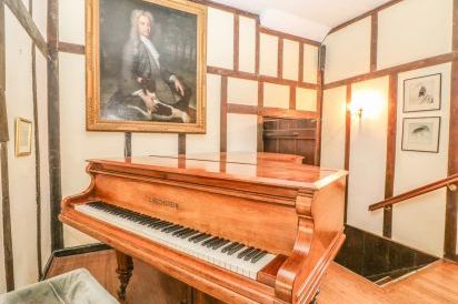 Hoath Country House 9
