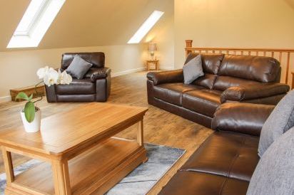 Holly Lodge 19