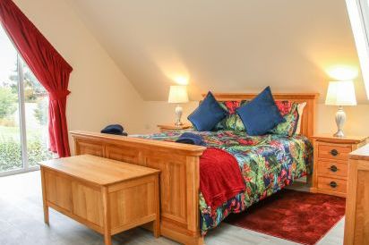 Holly Lodge 25