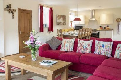 James Parlour - 5 Star with Swimming Pool & Sports Area 10