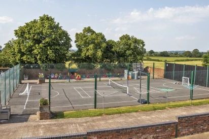 James Parlour - 5 Star with Swimming Pool & Sports Area 8
