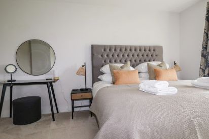 Lavender House 21