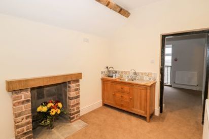 Lea Farm House 51