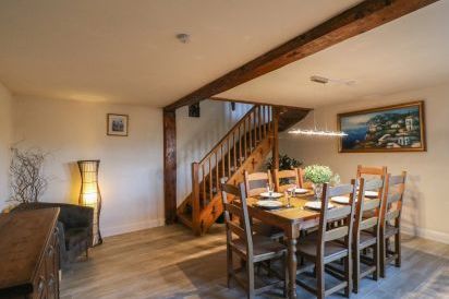 Linhay Self-Catering 8