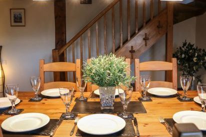 Linhay Self-Catering 9