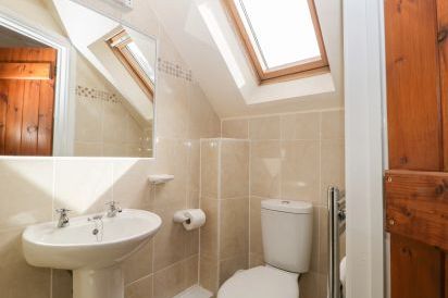 Linhay Self-Catering 17