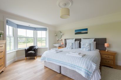 Llanlliana Coastal Retreat 9