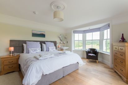 Llanlliana Coastal Retreat 10