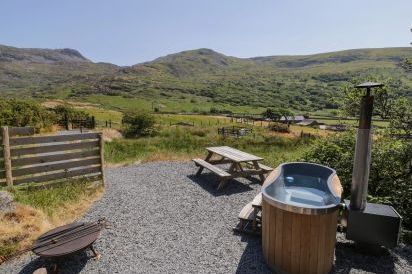 Llethr - Shepherds Hut 18